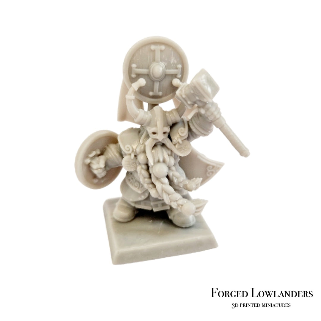 Dwarf Prince with Hammer and Shield - Highlands Miniatures
