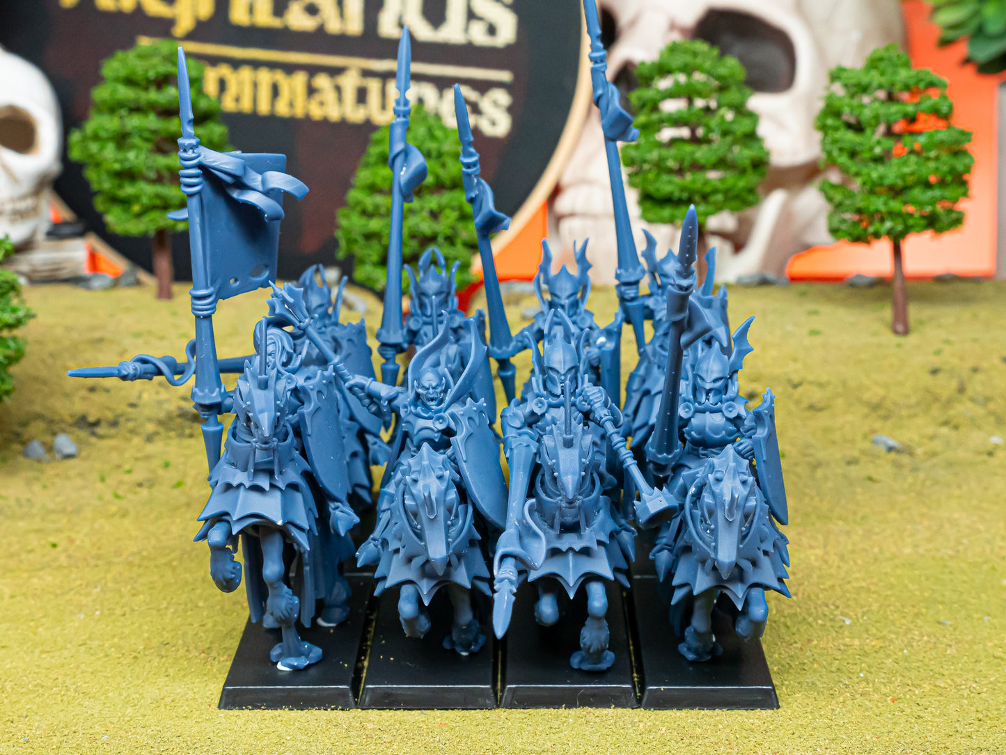 Transilvanya Vampire Knights Steeds 8x - Highlands Miniatures