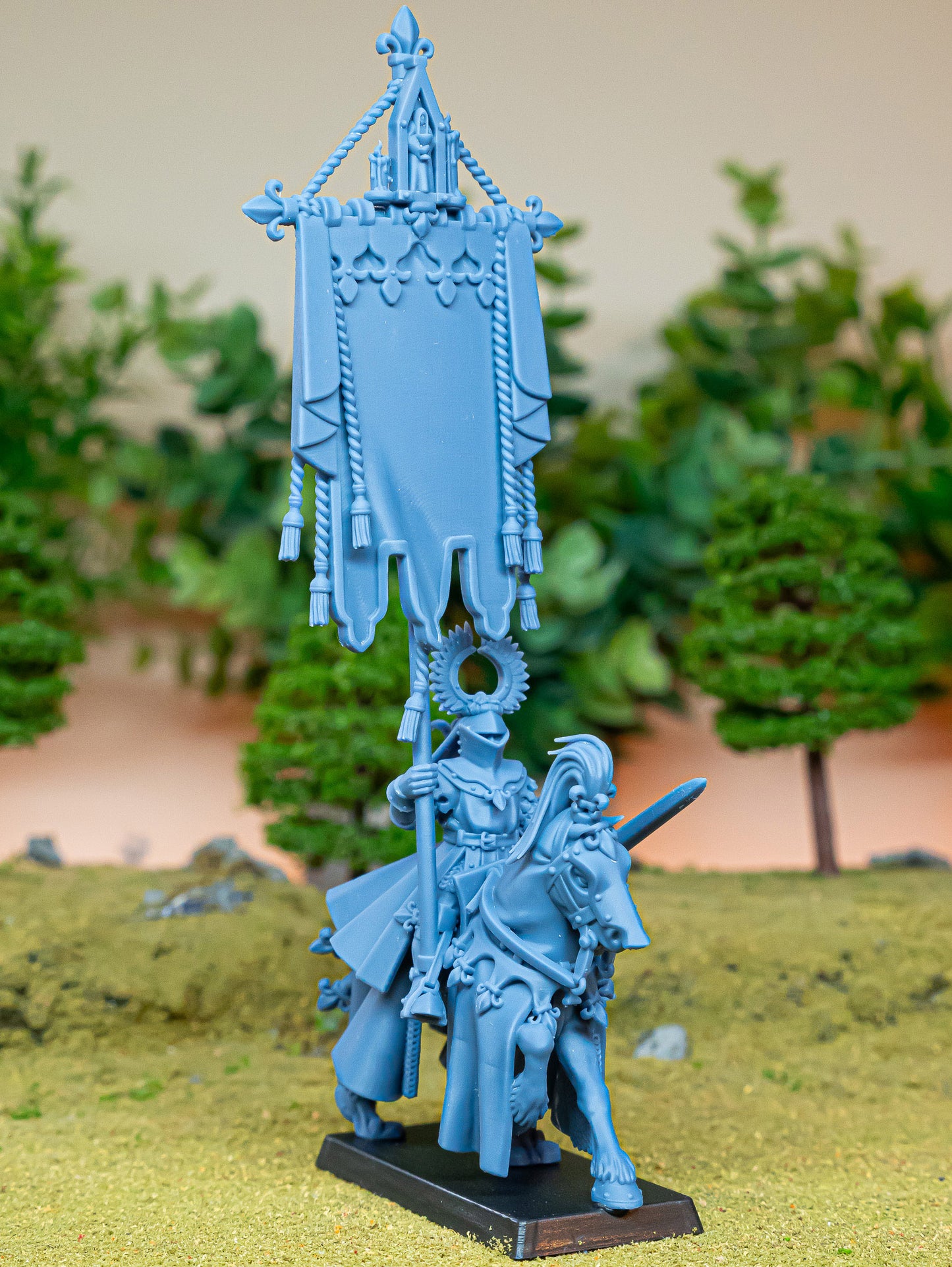 Gallia mounted bsb 2 Fillers & Heroes - Highlands Miniatures