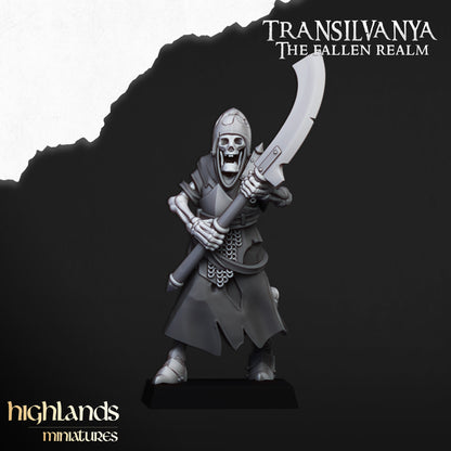 Transilvanya  skeletal Guard with great weapons - Highlands Miniatures